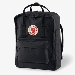 black fjallrraven classic backpack